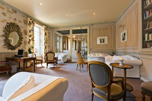 Hob Montespan Talleyrand