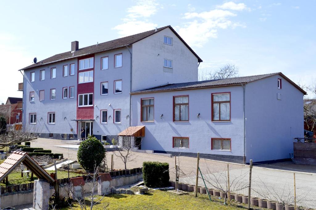 Hôtel Hohe Tanne Steinbach an der Holzecke 32 91625 Schnelldorf