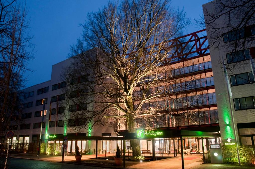 Holiday Inn Berlin City-West, an IHG Hotel Rohrdamm 80, 13629 Berlin