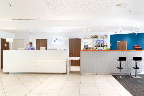Holiday Inn Express Toulon - Est, an IHG Hotel