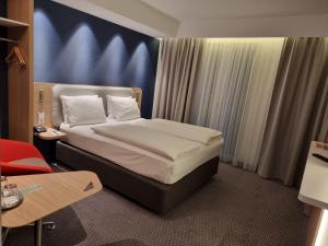Holiday Inn Express - Wiesbaden, an IHG Hotel