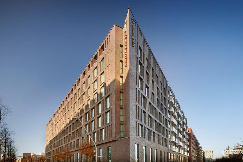 Holiday Inn - Hamburg - HafenCity, an IHG Hotel Ueberseeallee 15, 20457 Hambourg