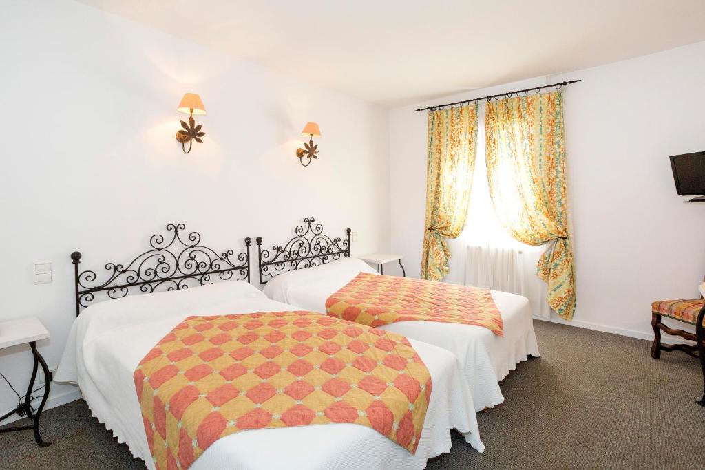 Hostellerie De Bretonniere 21200 Beaune