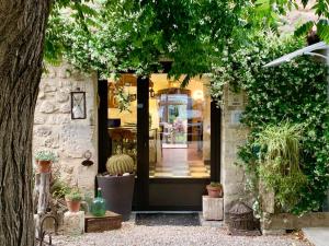 Hôtel Hostellerie de la Tour 3, Rue des Plumelets 13990 Fontvieille Provence-Alpes-Côte d\'Azur