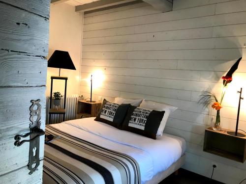 HOSTELLERIE DES BICHONNIERES