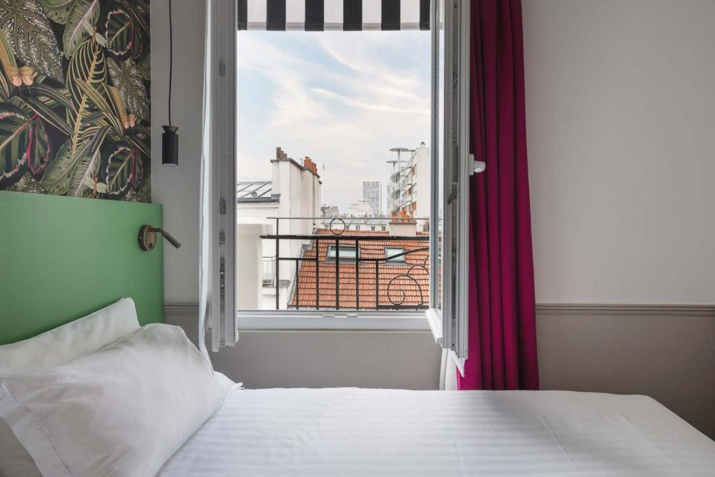 Hôtel 31 - Paris Tour Eiffel 31 Rue du Commerce, 75015 Paris