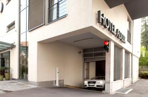 Hotel Adler