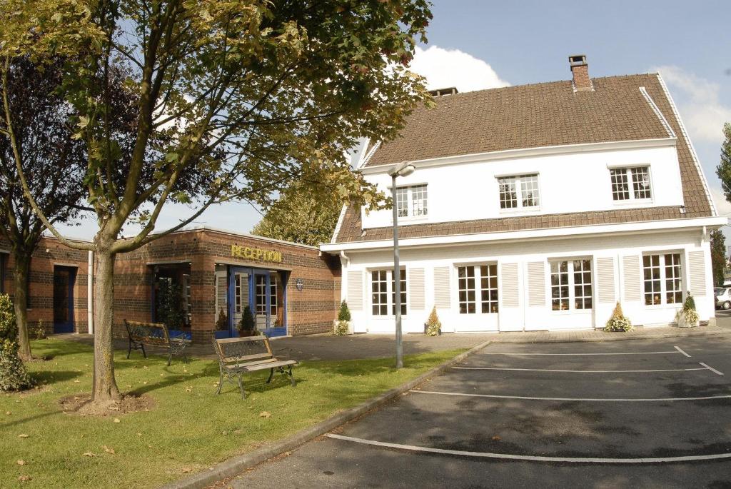 Hôtel Hôtel Agena 451 Avenue Du Général Leclerc 59155 Faches-Thumesnil