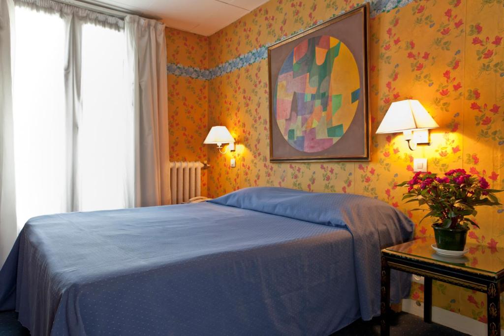 Hotel Agora 7 Rue De La Cossonnerie, 75001 Paris