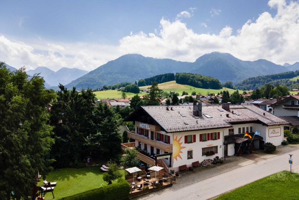 Hôtel Hotel AlpenSonne Obergschwendterstrasse 17 83324 Ruhpolding