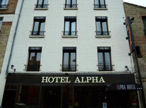 Hotel Alpha Paris Eiffel by Patrick Hayat