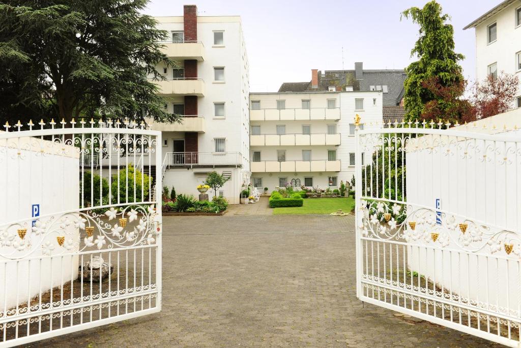 Hotel Alte Post Garni Dr. Herrmannstr. 28, 65462 Ginsheim-Gustavsburg