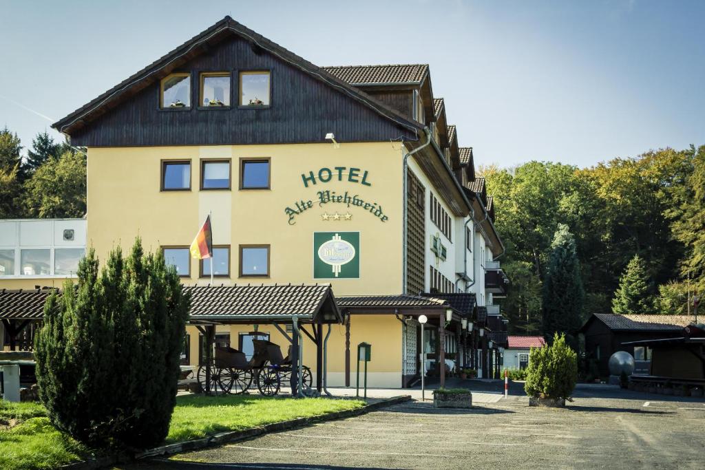 Hotel Alte Viehweide Alte Viehweide 100, 56244 Helferskirchen