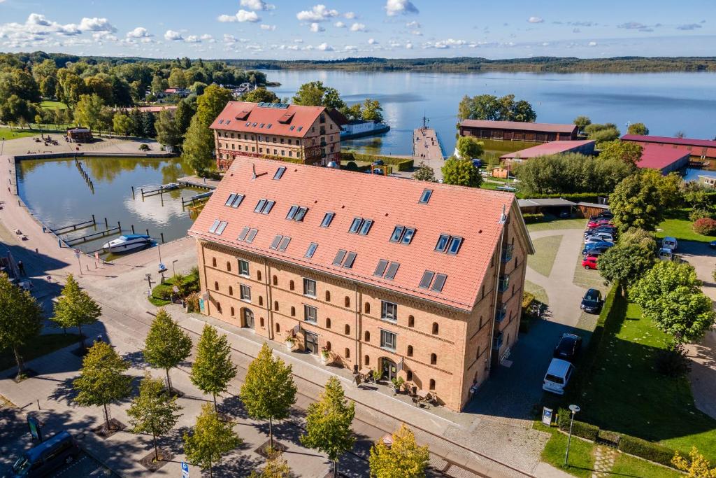 Hôtel Hotel Alter Kornspeicher Am Stadthafen 5 17235 Neustrelitz