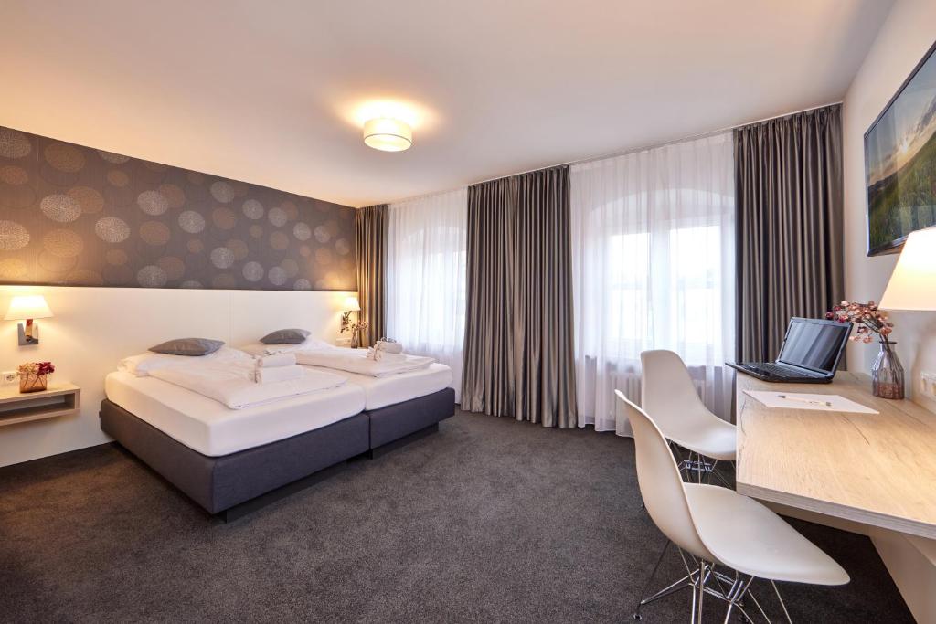 Hotel Alter Wirth Buchberger Str. 2, 82538 Geretsried
