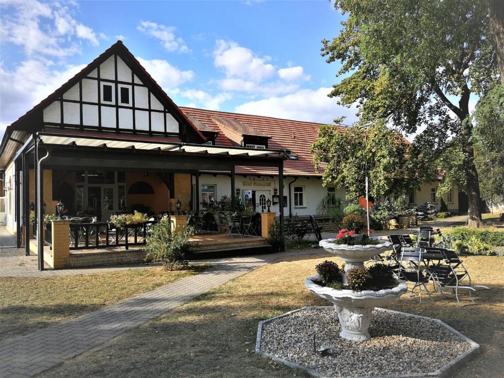 Hotel Altes Badehaus Fährstrasse 6, 06231 Bad Dürrenberg