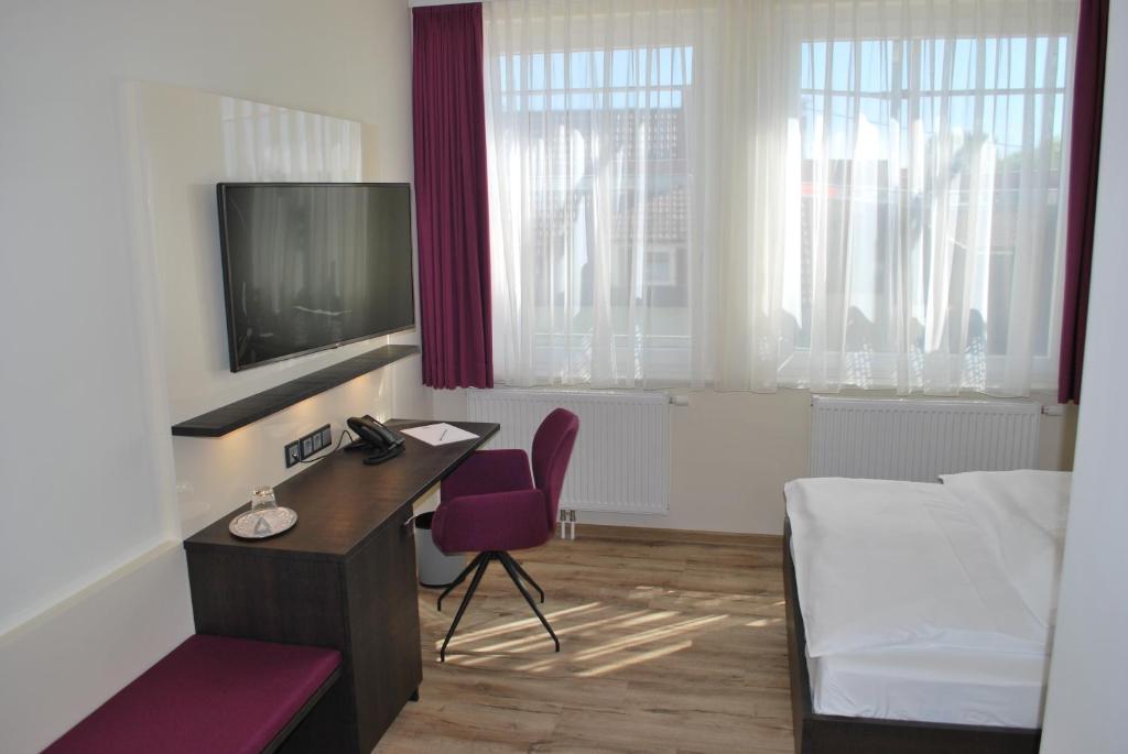 Hotel am Berg Esslingen Im Gehren 4-6, 73732 Esslingen am Neckar