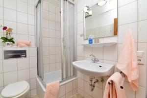 Hôtel Hotel am Buchwald Jakobstraße 57-59 73734 Esslingen am Neckar Bade-Wurtemberg