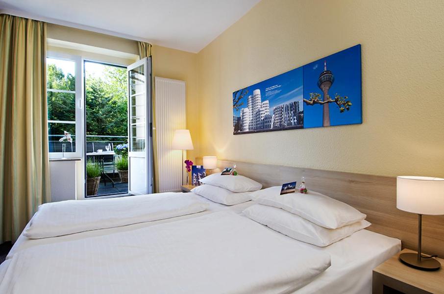 Hôtel Hotel am Hofgarten Arnoldstr. 5 40479 Düsseldorf