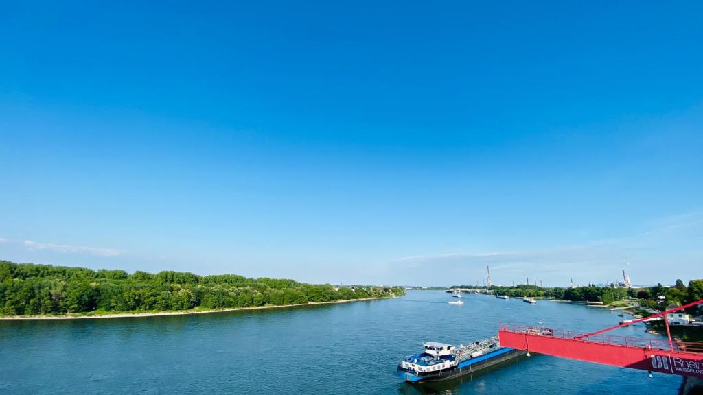 Hotel am Rhein Auf dem Rheinberg 2, 50389 Wesseling