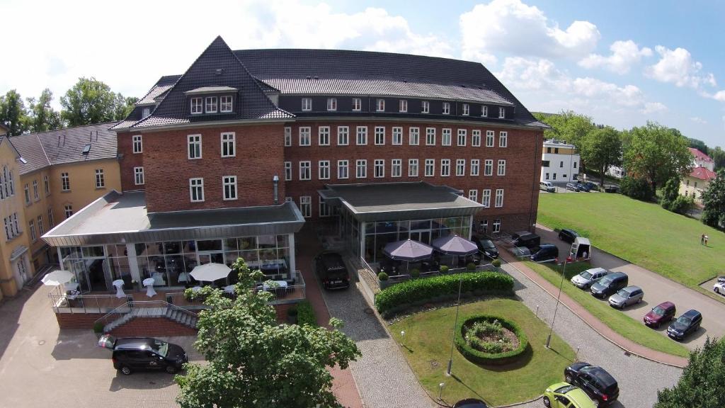 Hotel am Schlosspark Neuwieder Weg 1, 18273 Güstrow