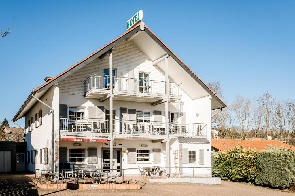 Hotel am See Seestraße 2d, 52372 Kreuzau