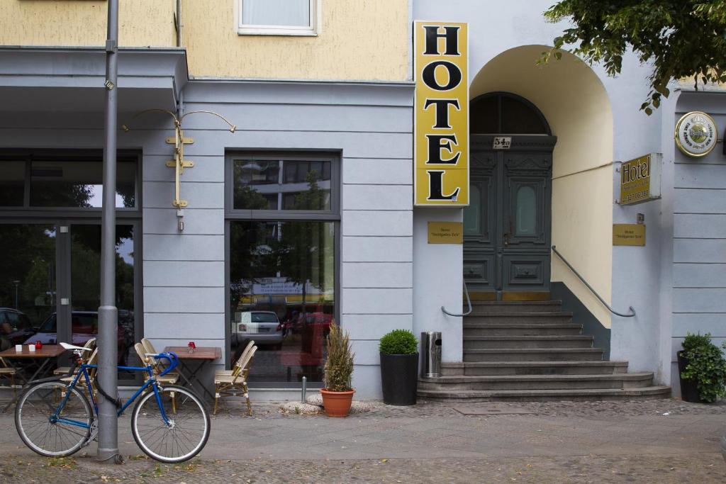 Hotel Am Stuttgarter Eck Kaiser-Friedrich-Str. 54a, 10627 Berlin