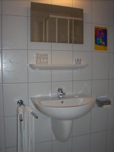 Hôtel Hotel am Wariner See Wismarsche Str. 58 19417 Warin Mecklembourg-Poméranie