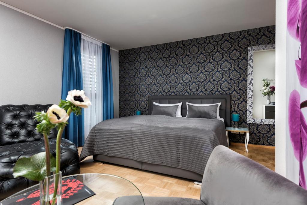 Hotel Ambassador-Berlin Grünau Riesserseestrasse 2, 12527 Berlin