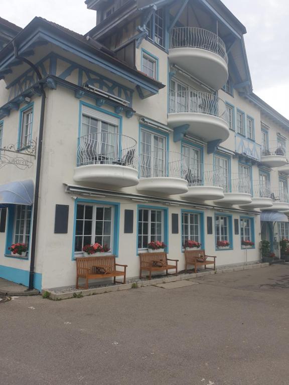 Hotel Amelia 8 An der Schiffslände, 78479 Île de Reichenau