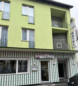 Hotel Annis M&P