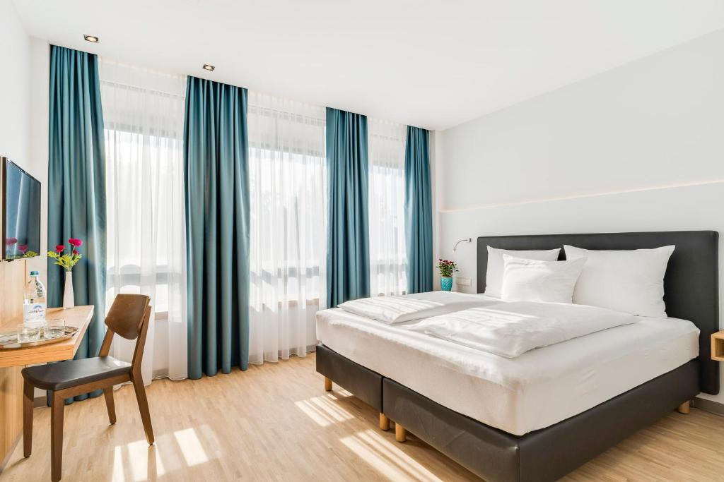 Hotel Apfelrot Herzogstandstrasse 2 2. Etage, 85435 Erding