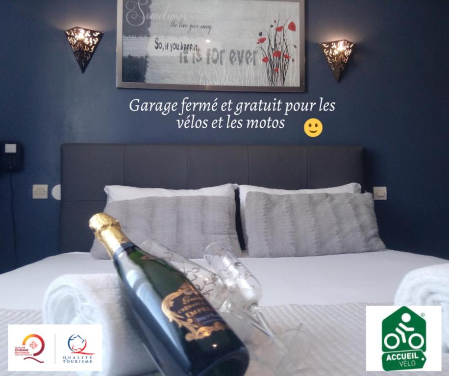 Hotel Astoria 18 Rue Tourtel, 11000 Carcassonne