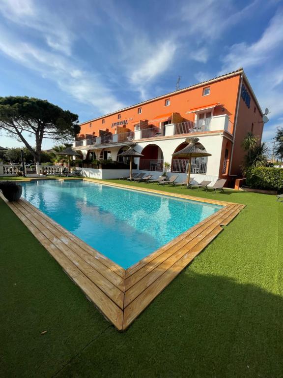 Hôtel Athéna 18 rue de la Haye, 34300 Agde