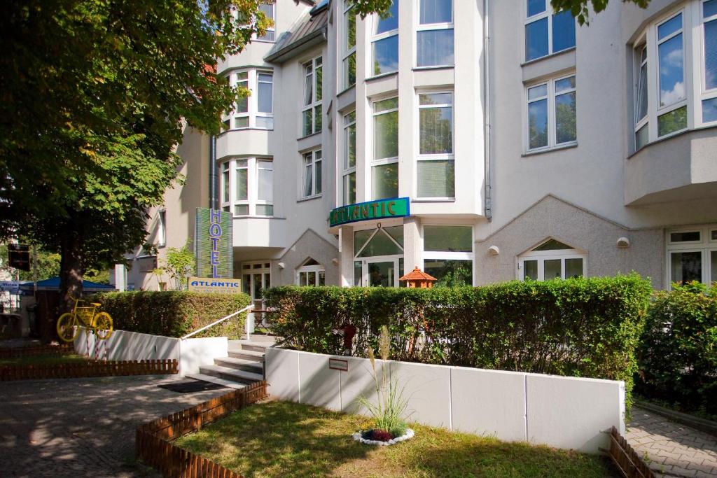 Hotel Atlantic Zadekstr. 1a, 12351 Berlin