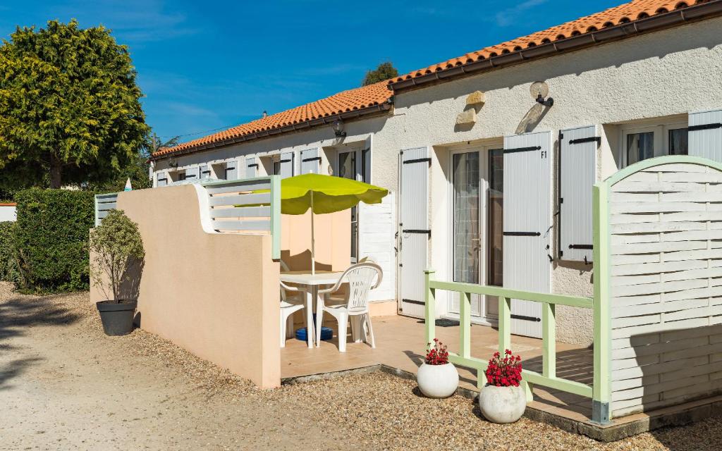 Hôtel Au Petit Caporal 94700 Maisons-Alfort