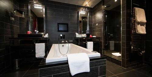 Hotel Avenue Lodge