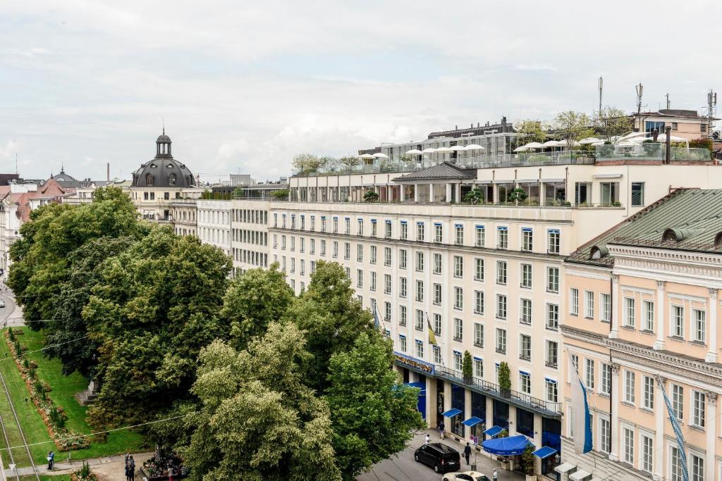 Hôtel Hotel Bayerischer Hof Promenadeplatz 2-6 80333 Munich