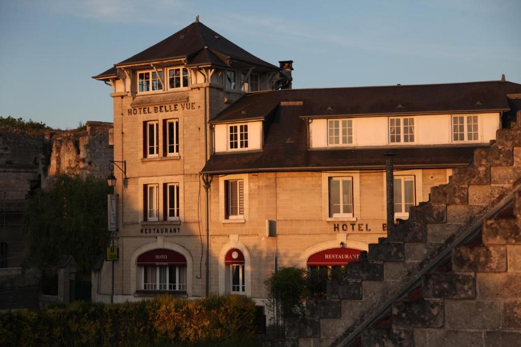 HOTEL BELLEVUE 2 PORTE DE LAON, 02380 Coucy-le-Château-Auffrique