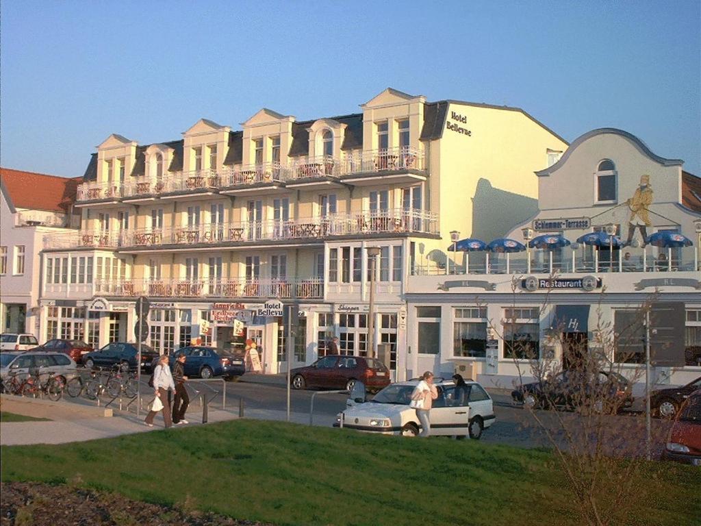 Hôtel Hotel Bellevue Warnemünde Seestr. 8 18119 Warnemünde