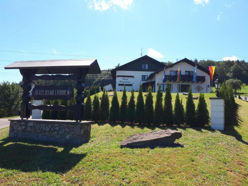 Hôtel Hotel Bergwiesen Grottenweg 5 97816 Lohr