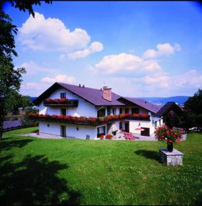 Hôtel Hotel Bergwiesen Grottenweg 5 97816 Lohr Bavière