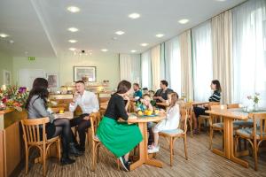 Hotel \
