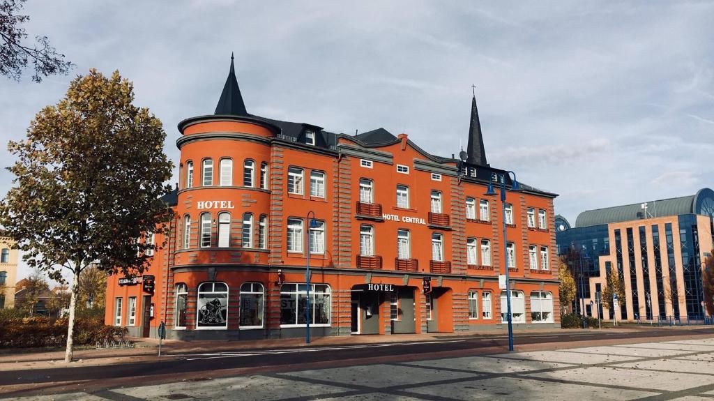 Hotel \ Walther-Rathenau-Str. 67, 06749 Bitterfeld