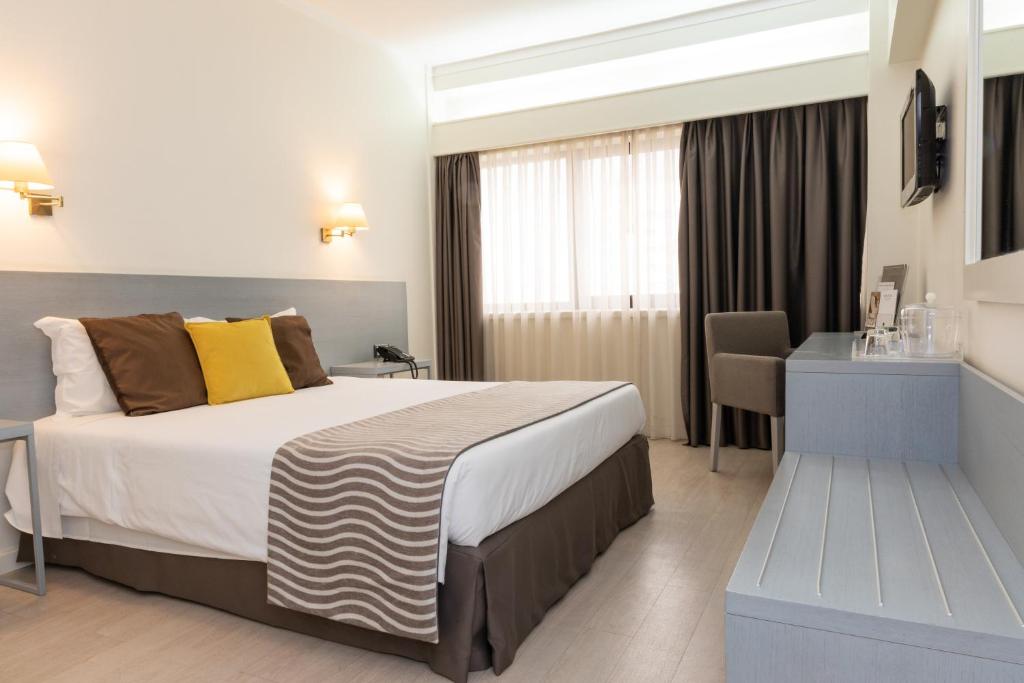 Hotel Black Tulip - Porto Gaia Av. da Republica nº 2038, 4430-195 Vila Nova de Gaia