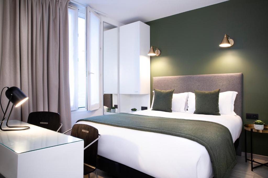 Hotel Brady - Gare de l'Est 31 Boulevard de Strasbourg, 75010 Paris