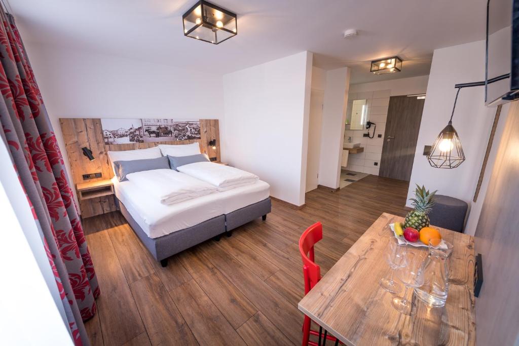 Hotel & Brauerei-Gasthof Neuwirt Färberstraße 88, 86633 Neubourg-sur-le-Danube