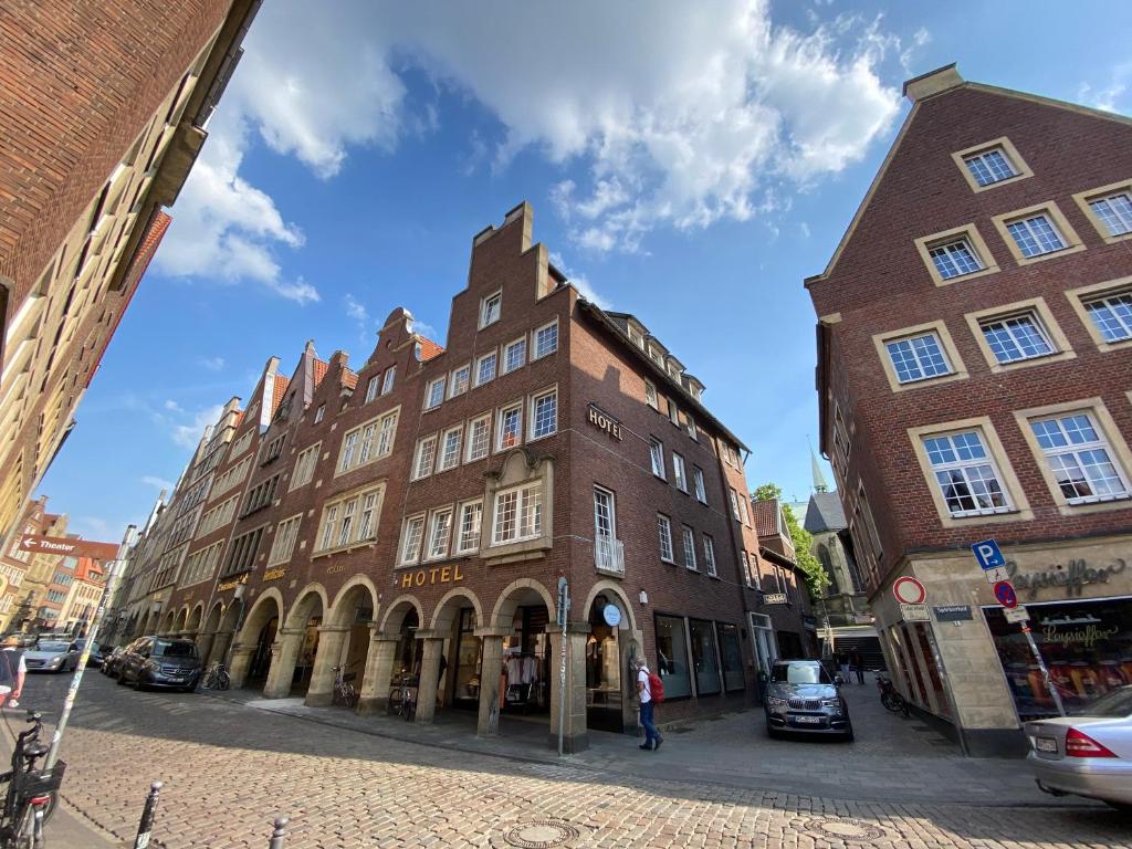 Hôtel Hotel Busche am Dom Bogenstraße 10 48143 Münster