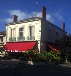 Hôtel Hotel Café de la Gare 36 Avenue de La Gare 33220 Sainte-Foy-la-Grande Aquitaine