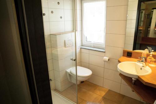 Hôtel Hotel Cafe Kern Breite Str. 77 Bäckerei Kern 63762 Großostheim Bavière